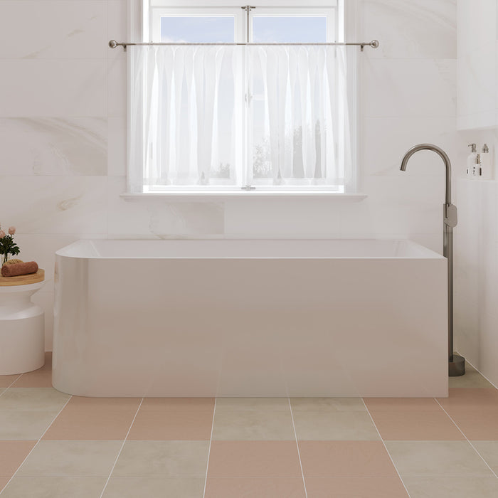 Display Hustle Bath with Floor Bath Filler
